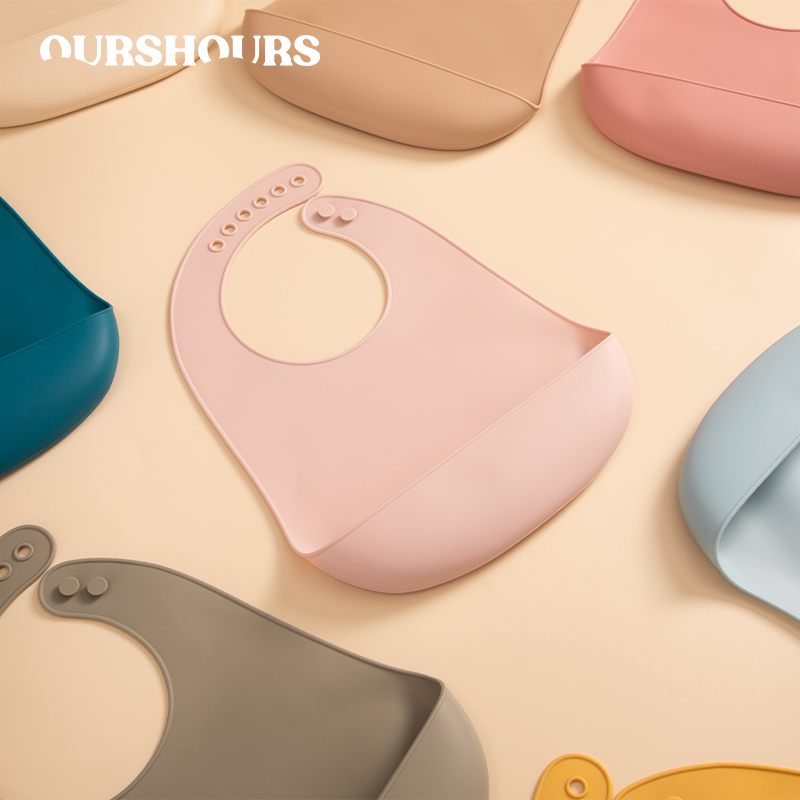 Waterproof Baby Bibs Silicone - الغذاء الصف الطفل لينة سيليكون المرايل