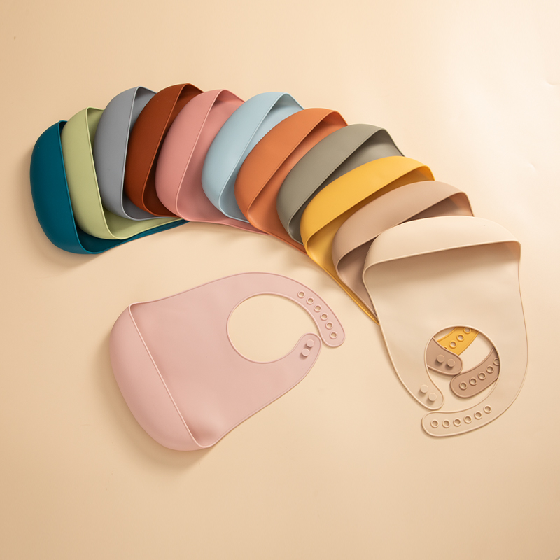 الغذاء الصف الطفل لينة سيليكون - مراجعة Waterproof Baby Bibs Silicone وسعره