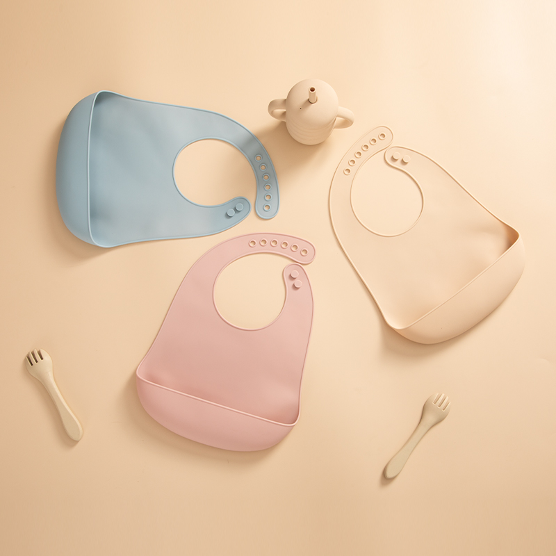 الغذاء الصف الطفل لينة سيليكون - مراجعة Waterproof Baby Bibs Silicone وسعره